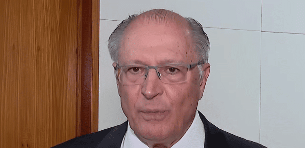 Alckmin fala à imprensa no DF em 09/07/25