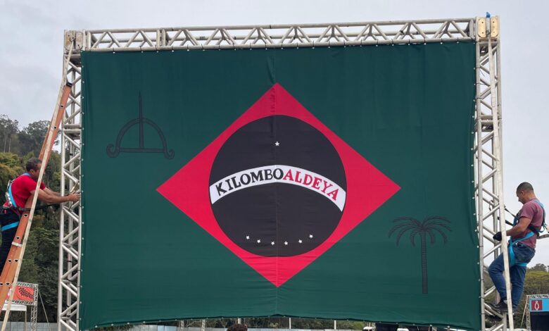 ‘Lei da Ditadura’, diz artista que teve obra censurada pela Guarda Civil por fazer releitura da bandeira