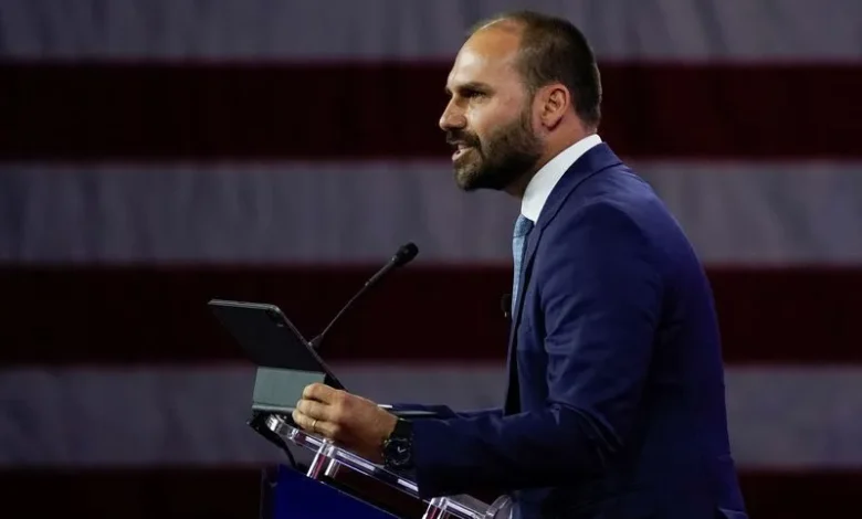 Eduardo Bolsonaro agradece Trump por aplicar Lei Magnitsky contra Moraes | ac24horas