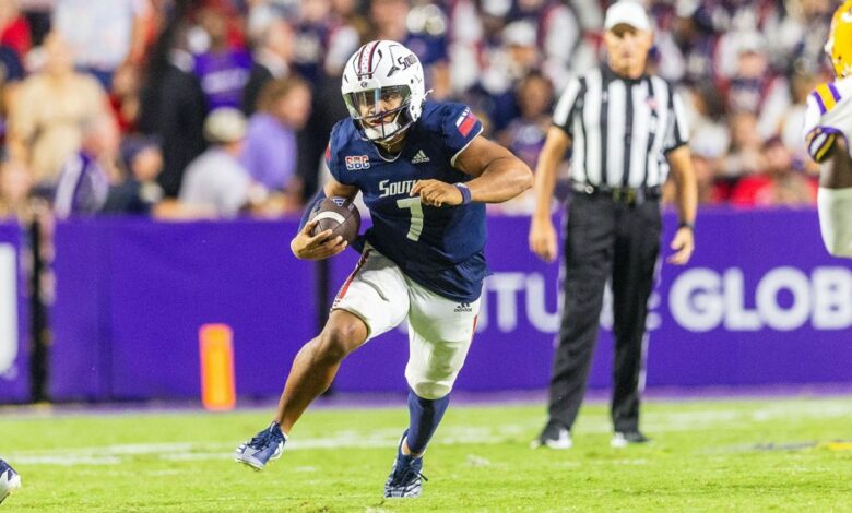 Bill Belichick names transfer Gio Lopez as North Carolina's QB1