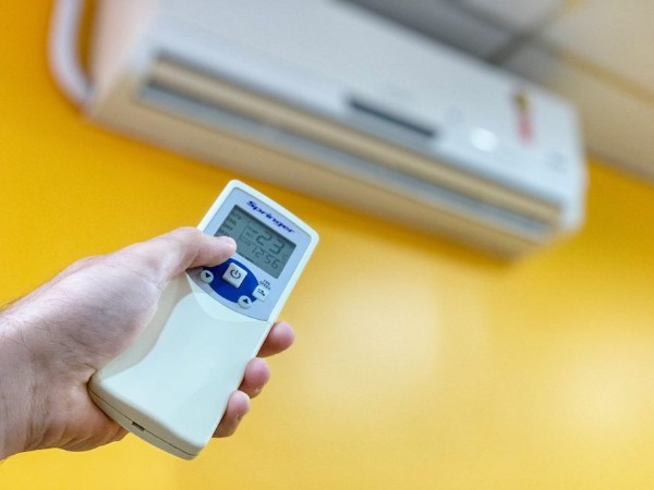 Com calor intenso em Rondônia, Energisa orienta consumidores sobre como economizar na conta de luz - Geral