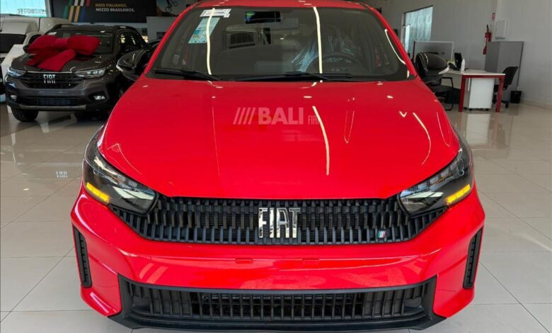 Fiat Cronos 1.3 manual volta à linha 2026 por R$ 112.490