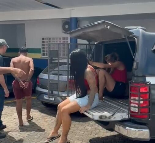 Após denúncias, grupo é preso com drogas em casa na zona oeste de Manaus