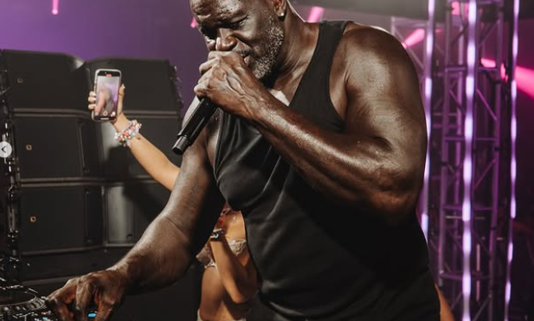 Shaquille O’Neal ou DJ Diesel? Atração do Lollapalooza 2026, ídolo do basquete tem carreira na música desde os anos 1990