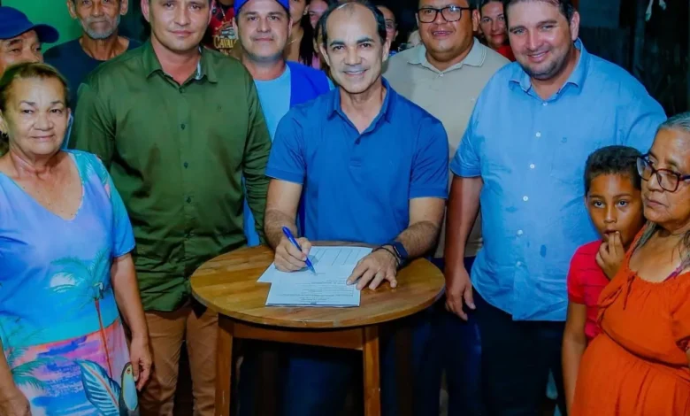 Zequinha Lima assina ordem para asfaltamento da Travessa do IFAC | ac24horas