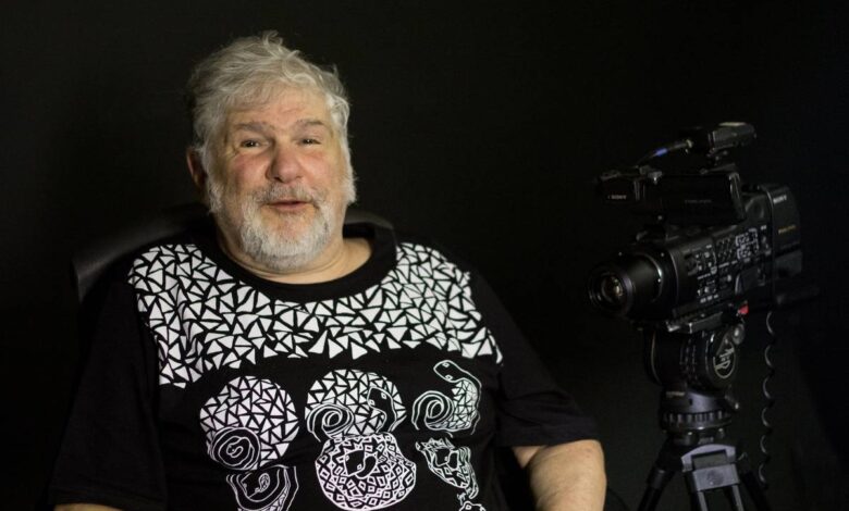 Morre o documentarista Silvio Tendler aos 75 anos - 05/09/2025 - Ilustrada