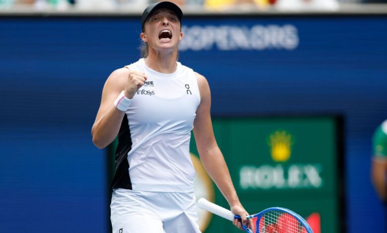 No. 2 Iga Swiatek rolls into quarterfinals of 2025 US Open