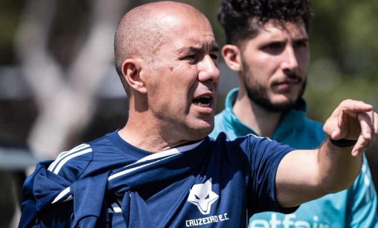 Volante do Cruzeiro recusa abordagens e mira espaço com Jardim