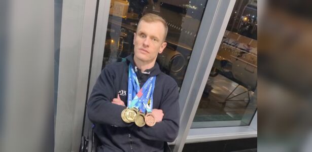 Atleta de Campo Largo conquista ouro em etapa nacional de natação em SP