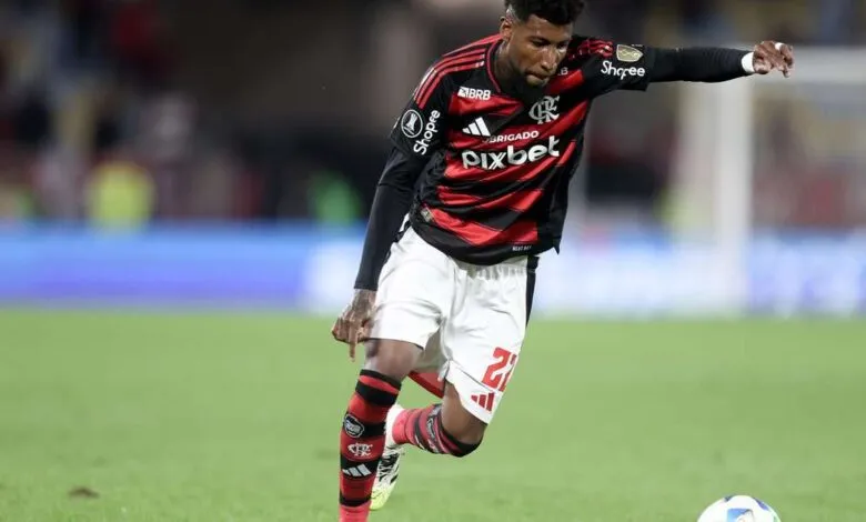 Carrascal dá primeira assistência e Emerson Royal desencanta em quebra de tabu do Flamengo