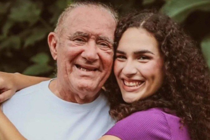 Filha de Renato Aragão reage após ser acusada de colocar pai em asilo - (crédito: Reprodução/Instagram)