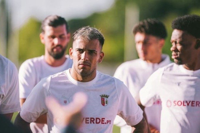 Braga pronto para o duelo contra o forte Feyenoord - (crédito: Foto: Arte Jogada10)