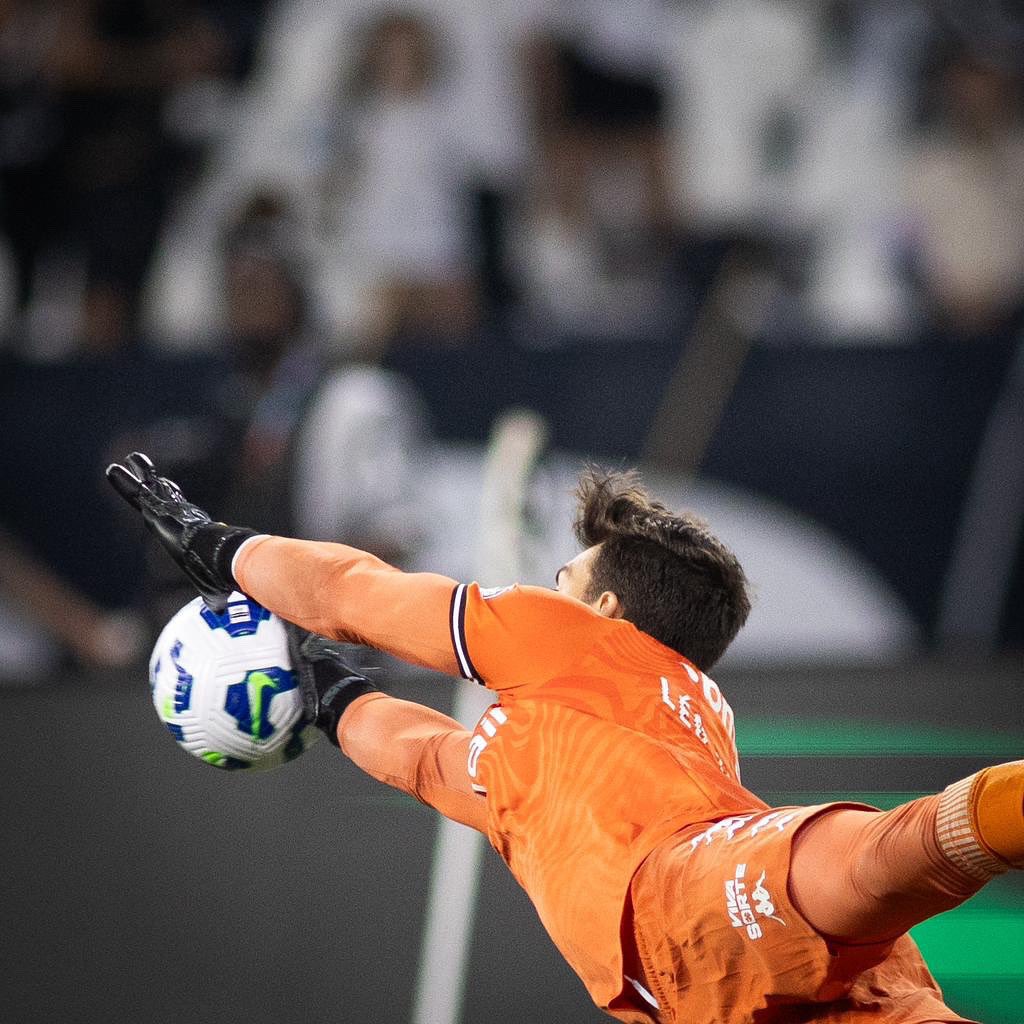 Vasco iguala recordes de Cruzeiro e Athletico-PR ao se classificar nos pênaltis na Copa do Brasil pela 5ª vez consecutiva
