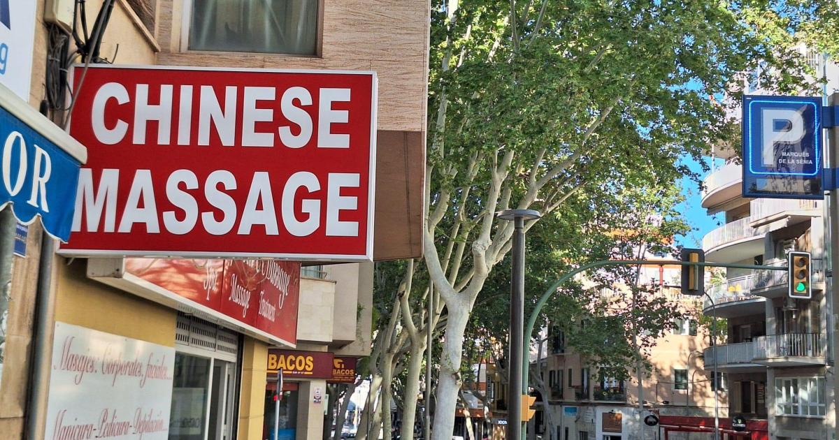 Doku-Team wagt sich mit versteckter Kamera in Massagesalons auf Mallorca