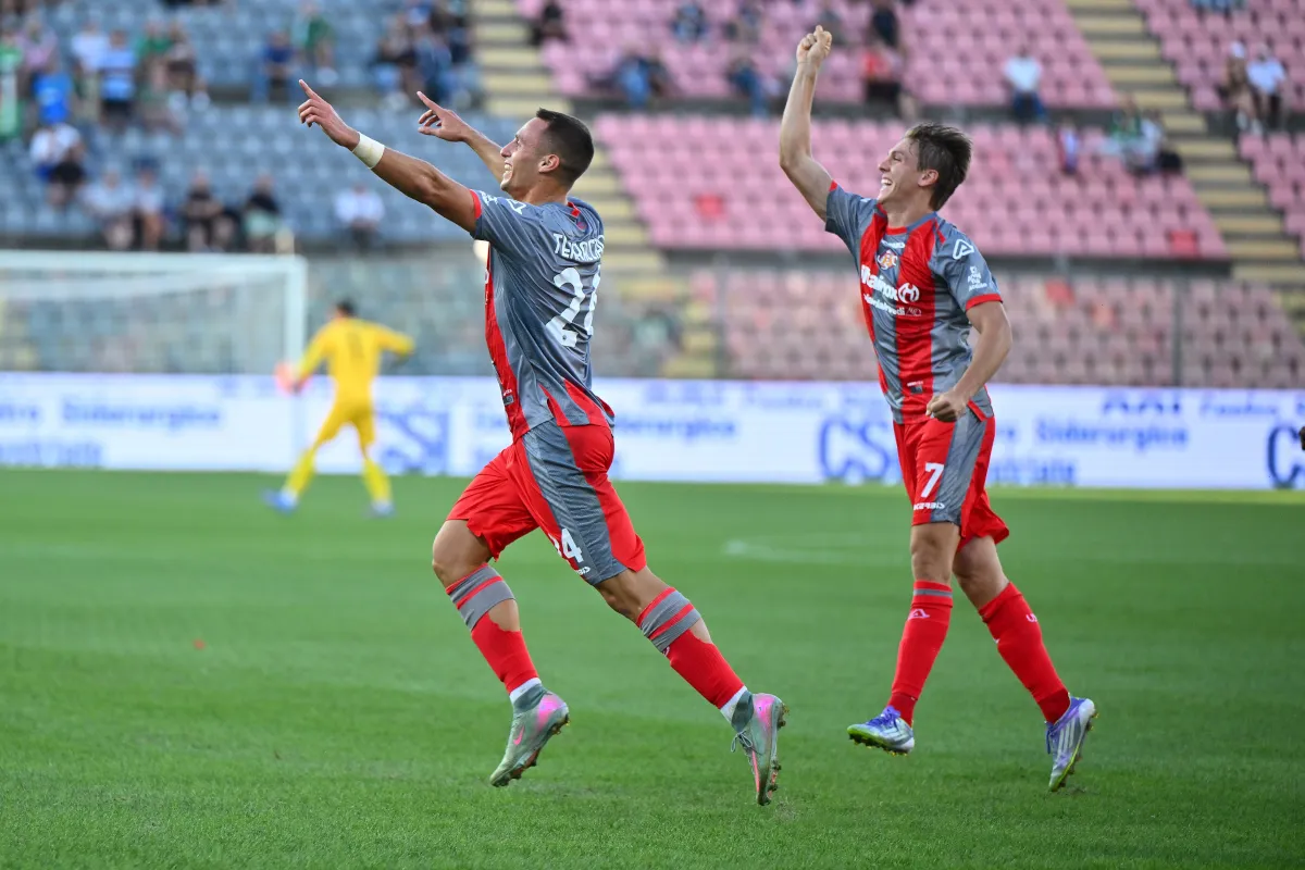 Série A: escalações oficiais de Hellas Verona e Cremonese