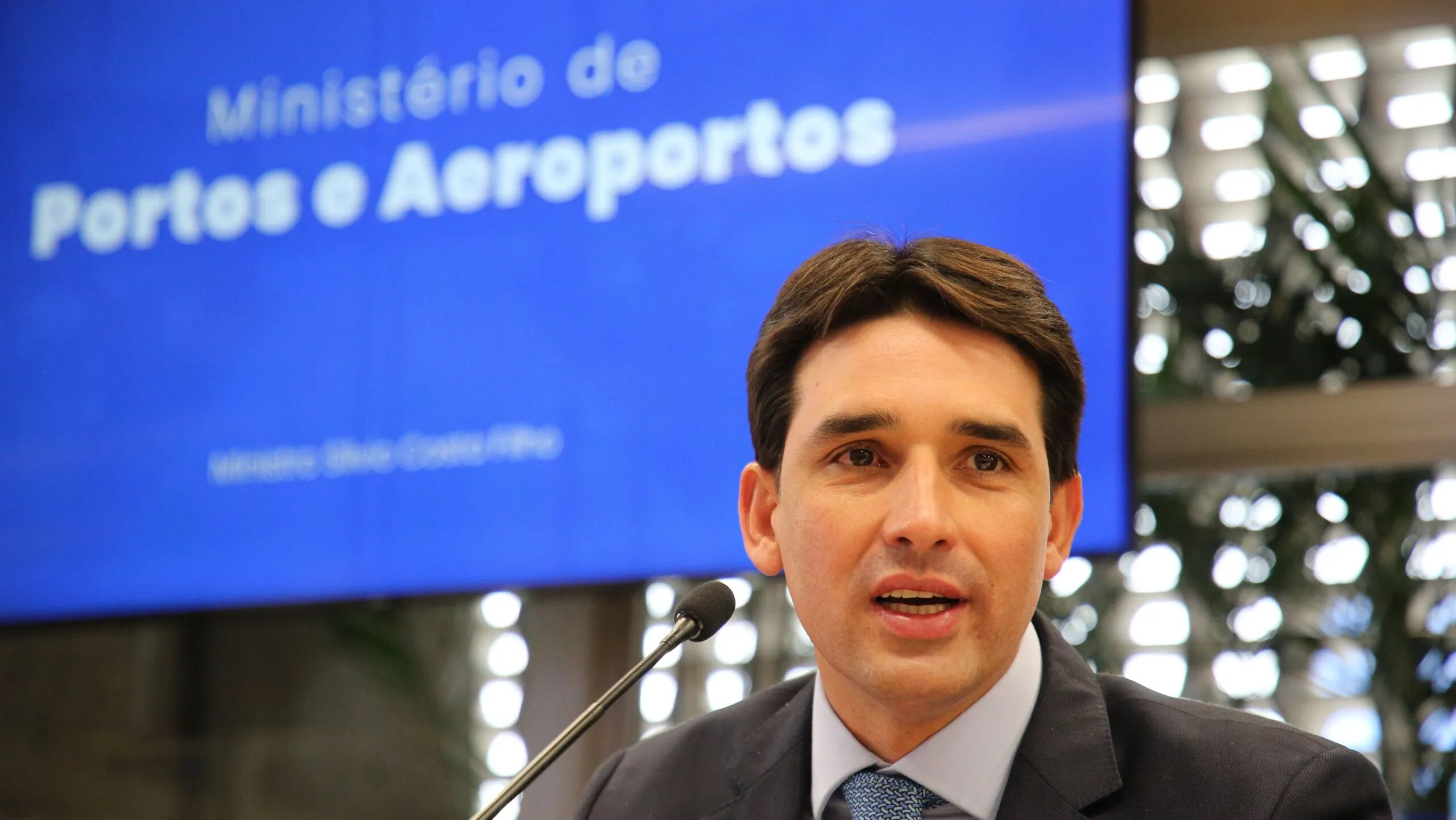 Ministro comenta sobre futuras aquisições na aviação brasileira