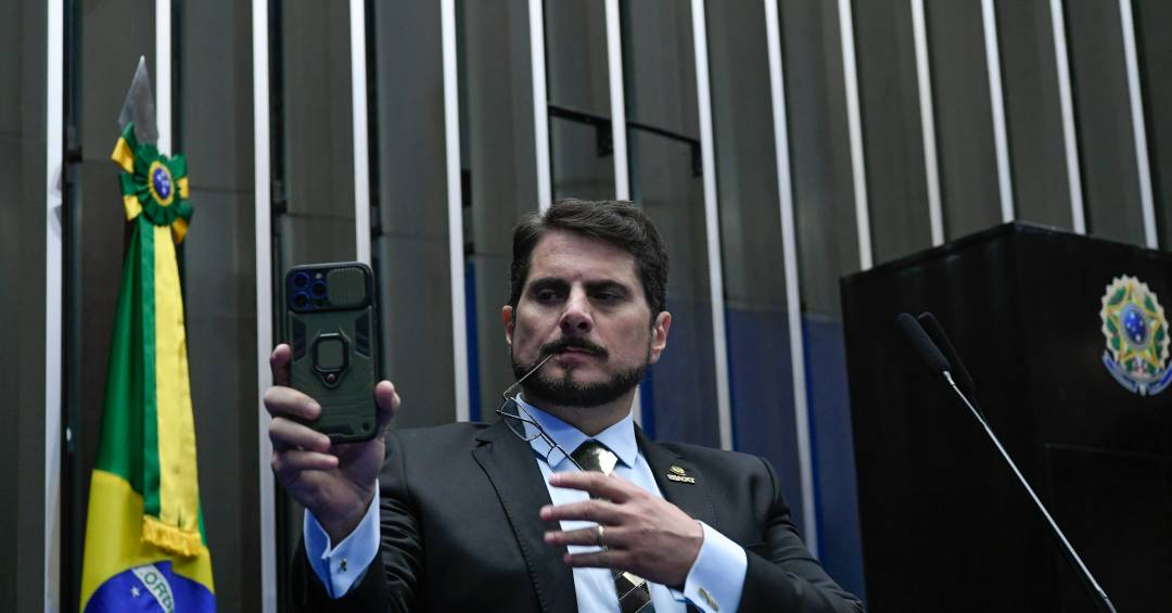 A revelação de Marcos do Val sobre o voto de Fux no STF