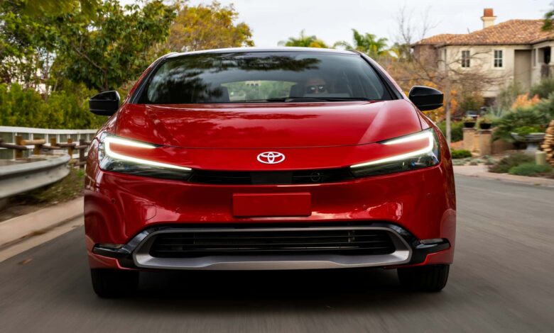 6 milhões de carros vendidos com quase 50% eletrificados