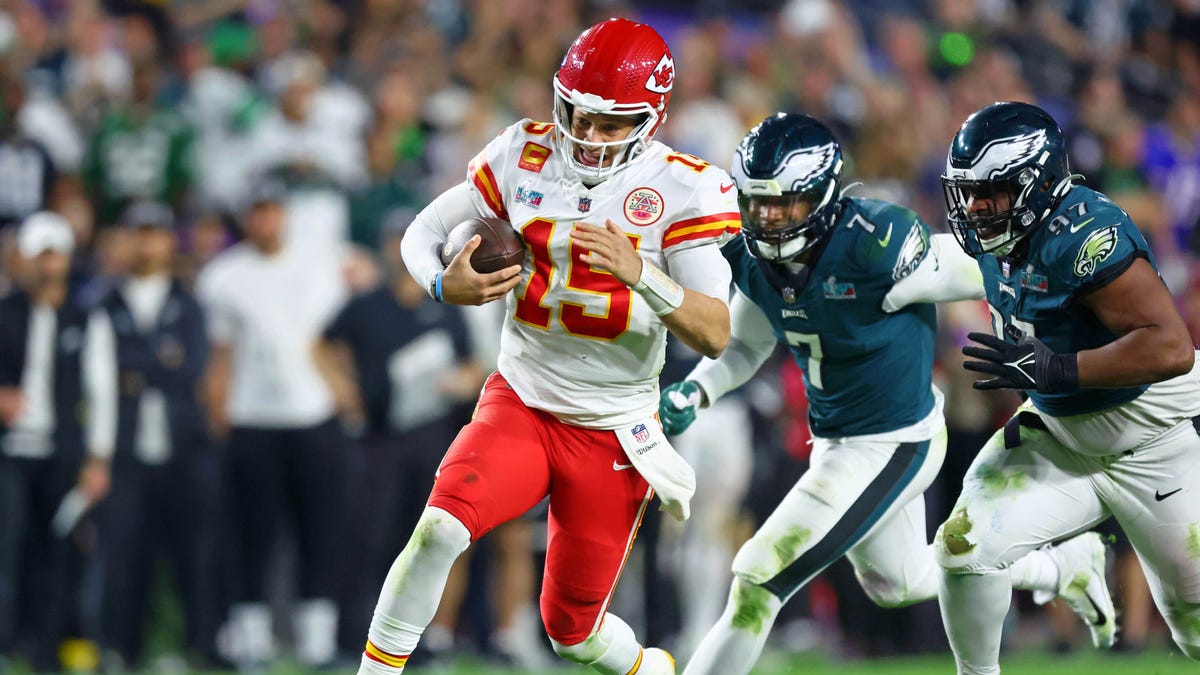 Where to watch Eagles-Chiefs NFL game today live: Time, TV schedule, stream