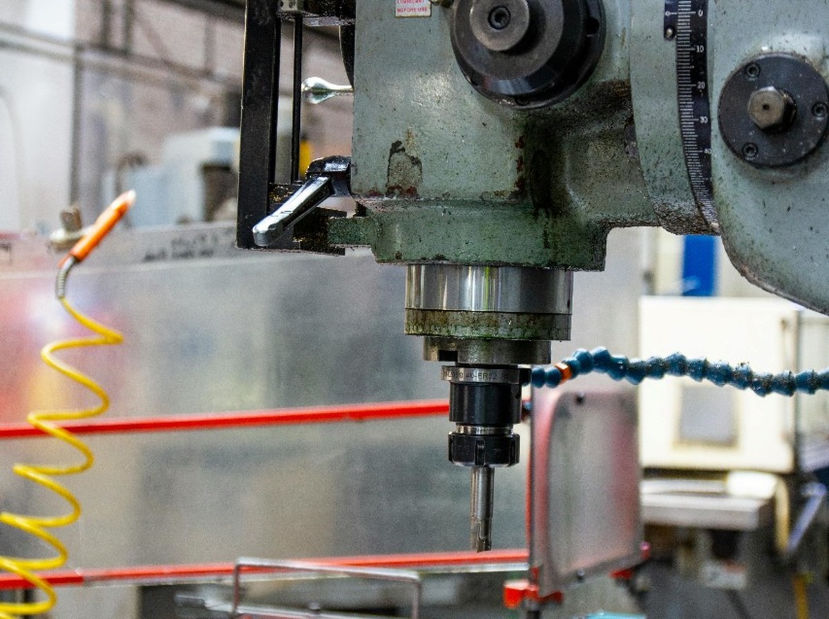 Resultados de indústria, serviços e comércio mostram economia em ritmo mais lento na virada para 2º semestre