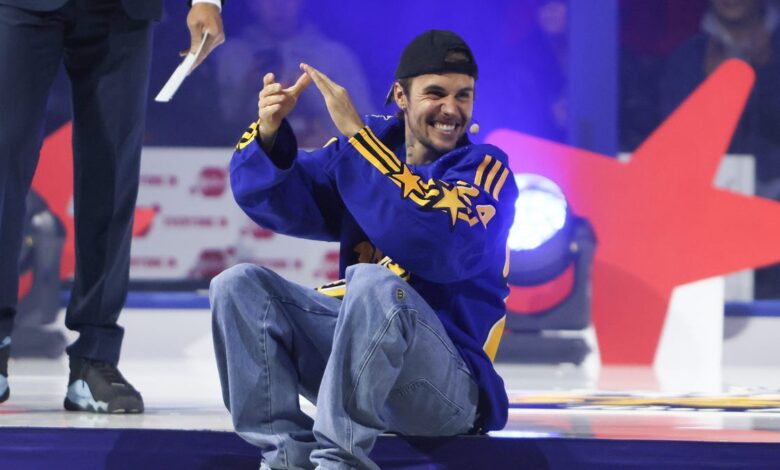 Justin Bieber to release 'Swag II' at midnight: Here's the tracklist