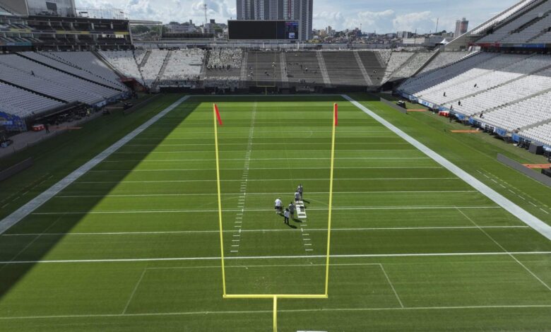 NFL contributes to turf renovation in Brazil ahead of Chiefs-Chargers game