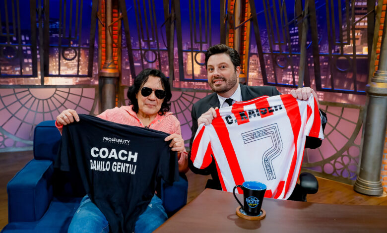 Carlos Kaiser, o maior malandro da história do futebol, revela suas histórias inacreditáveis no The Noite