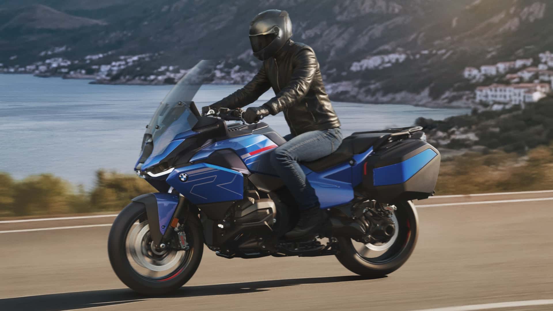 BMW R 1300 RT 2026 será produzida no Brasil e entra em pré-venda