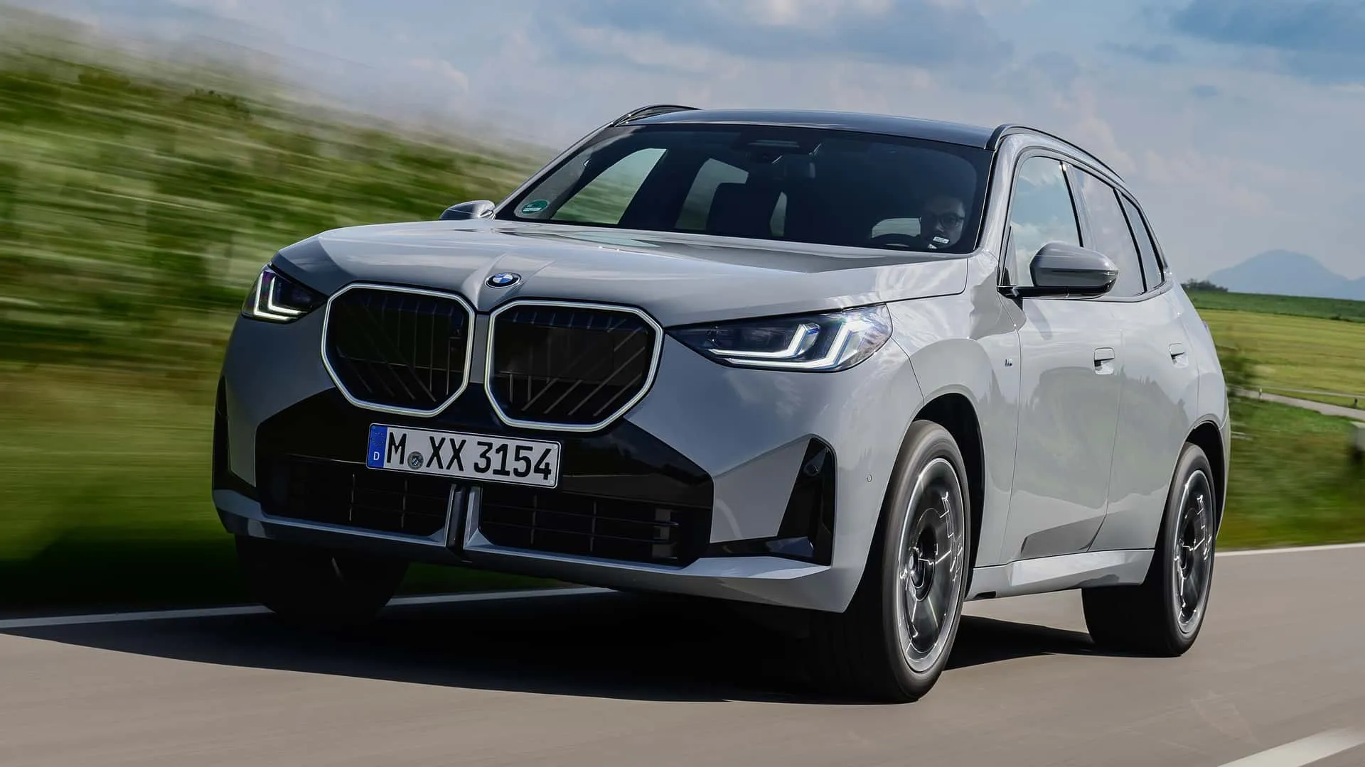 BMW anuncia chegada do novo X3 30 xDrive M Sport ao Brasil