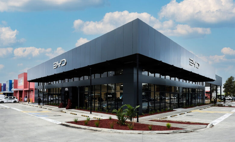 BYD comemora 10 mil unidades entregues no mercado indiano