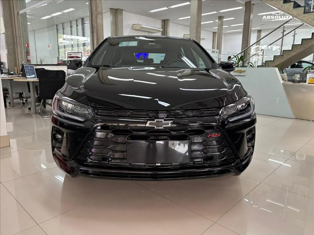 Chevrolet Onix RS tem desconto de R$ 18.390 para PcD em setembro