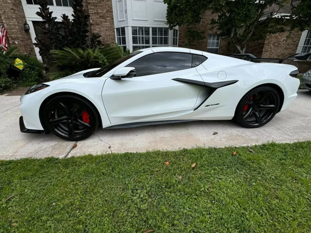 Chevrolet suspende vendas do Corvette após risco de incêndio ao abastecer