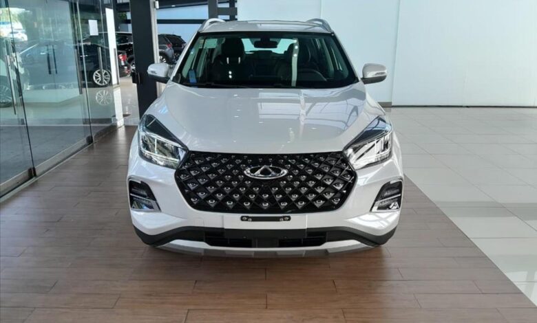 Os 5 carros até R$ 120 mil que mais consomem combustível