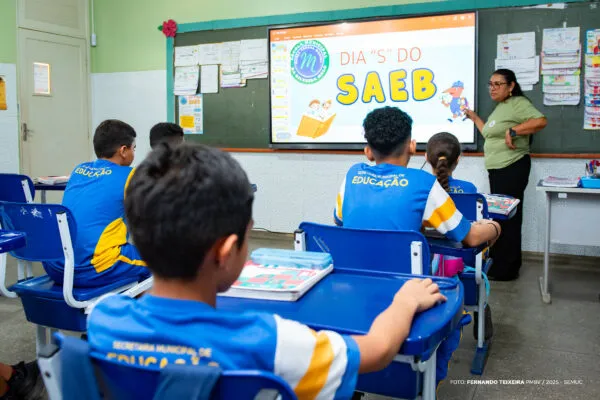 Rede municipal forma alunos de 58 escolas para avaliação nacional