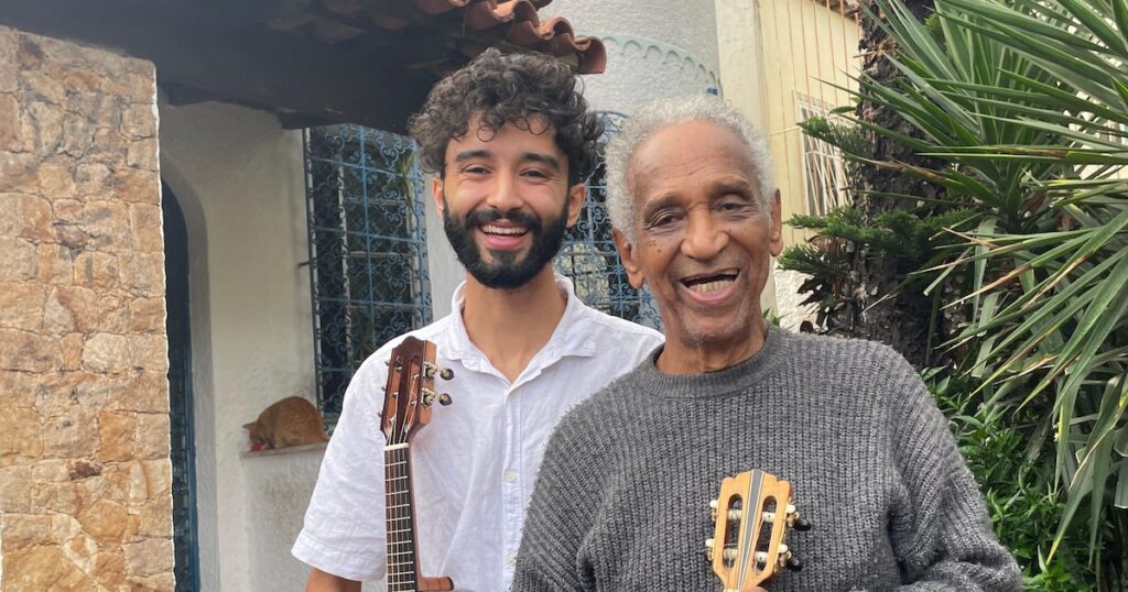 Cavaquinista da Zona Leste de SP lança EP com músicas inéditas de Mestre Siqueira