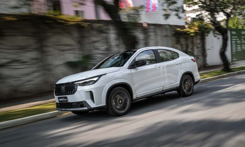 Fastback e T-Cross comandam entre os SUVs compactos mais vendidos de agosto