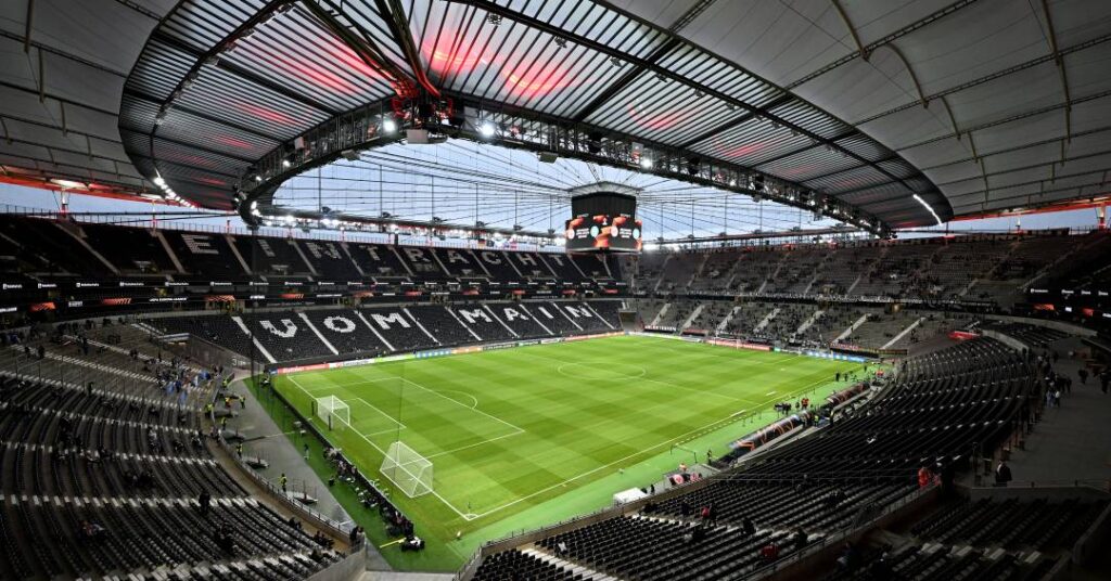 Eintracht Frankfurt x Galatasaray pela Champions: onde assistir, horário e escalações