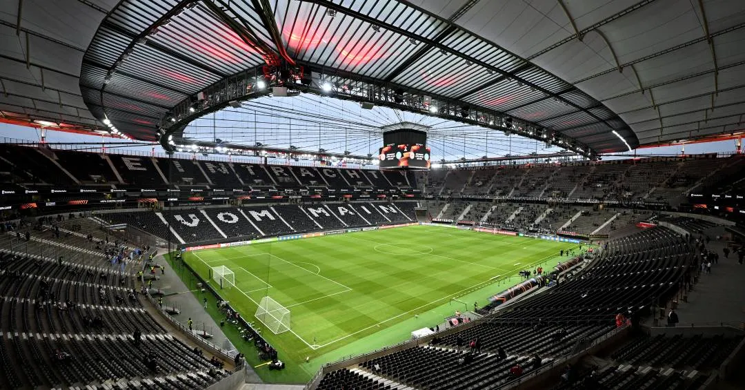 Eintracht Frankfurt e Galatasaray: horário, onde assistir e escalações