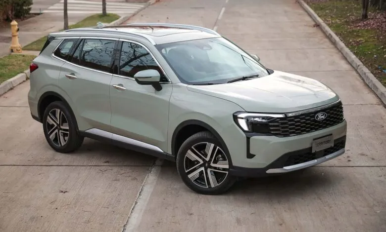 Impressões do Ford Territory 2026: híbrido com visual renovado e mais itens de tecnologia