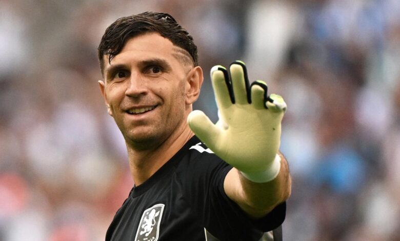 Aston Villa publicó la decisión que tomó con Dibu Martínez tras la polémica por su negociación con el Manchester United