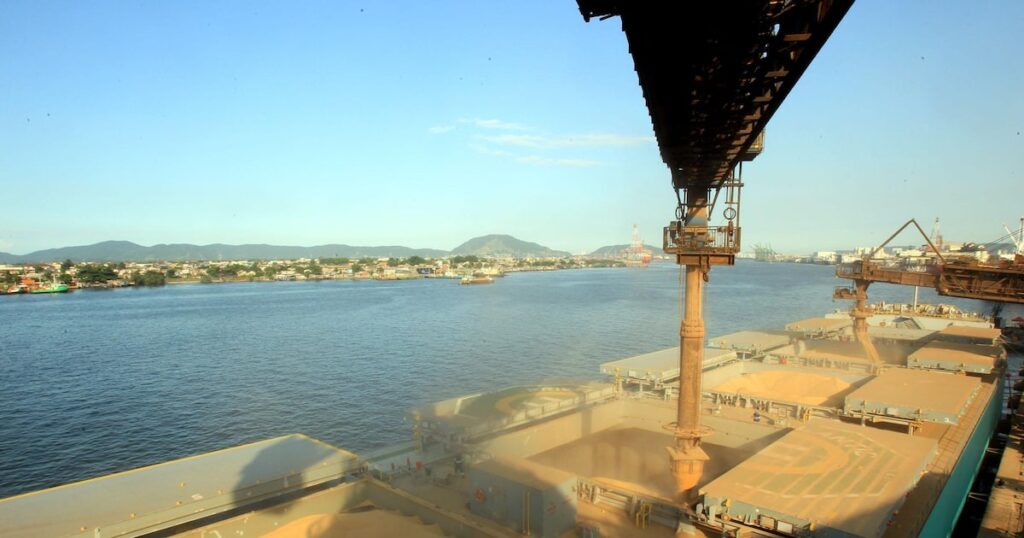 Tarifaço: Entenda por que China e Argentina aliviaram queda nas exportações brasileiras para os EUA