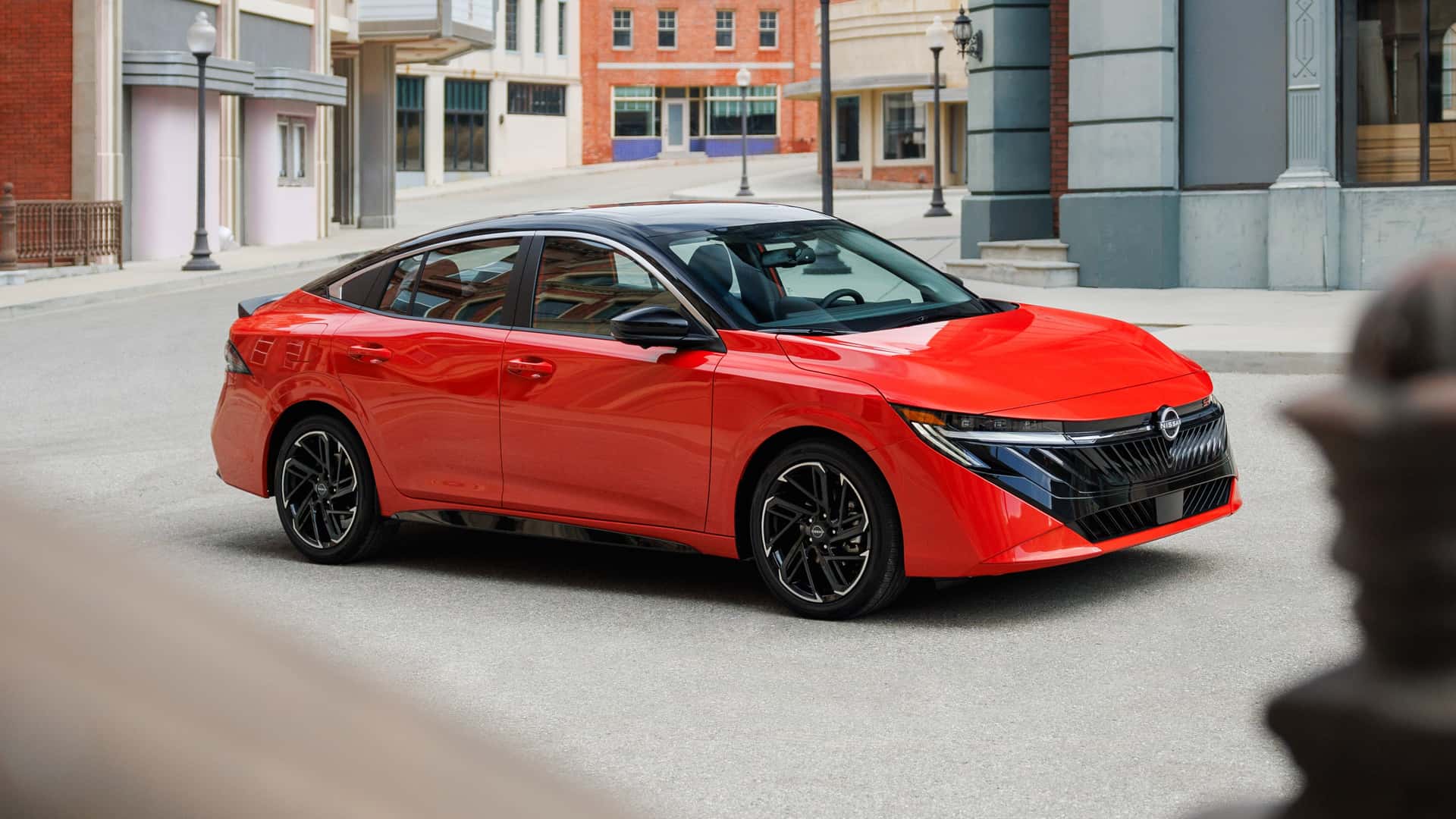 Novo Nissan Sentra é revelado com visual esportivo e mais tecnologia