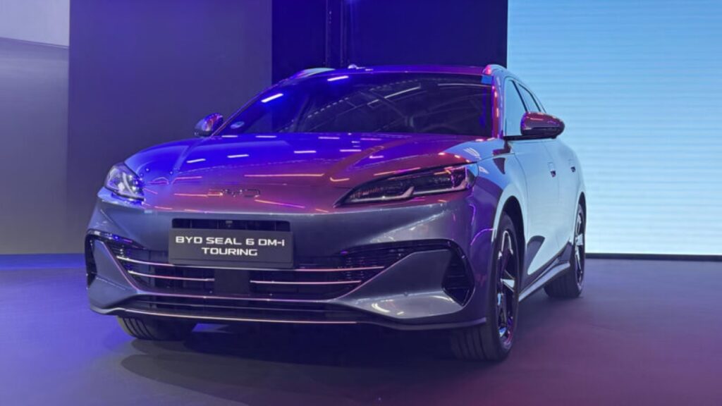 Nova perua BYD Seal roda até 150 km com energia elétrica