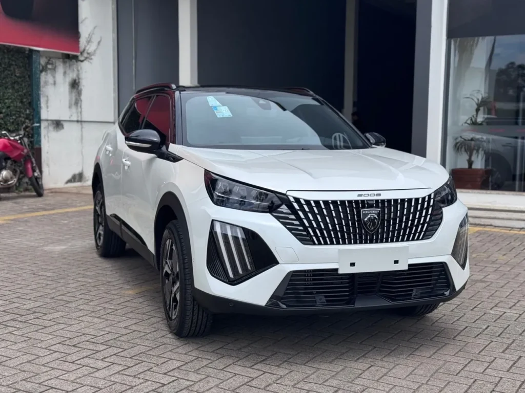 Peugeot 2008 GT Hybrid é liberado para PcD com desconto de R$ 22 mil em setembro