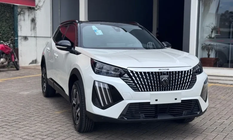 Peugeot 2008 GT Hybrid é liberado para PcD com desconto de R$ 22 mil em setembro