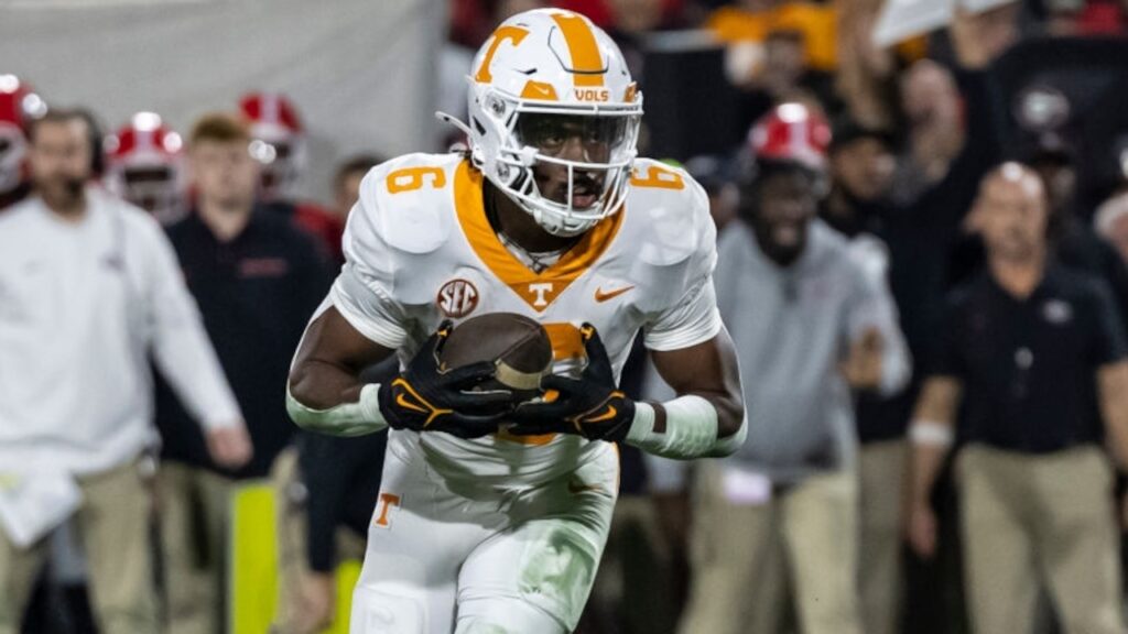 Streameast gone? Here is how to watch college football games for free today