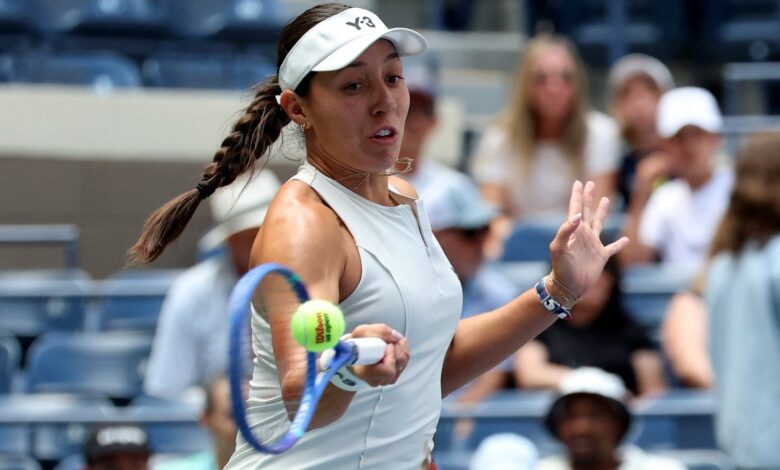 US Open live: Pegula v Krejcikova latest score before Venus Williams in doubles action