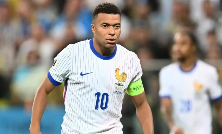Mbappé repete o comportamento do Real Madrid na França e é detonado pelos torcedores