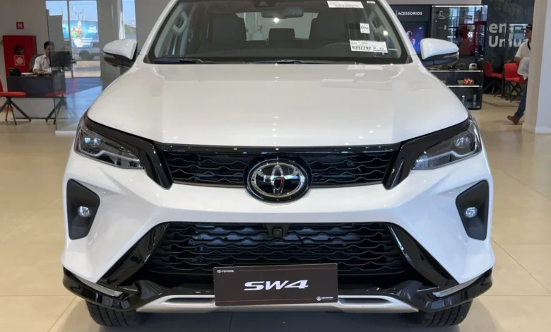 Toyota SW4 encarece até R$ 4.700 e parte de R$ 412.190