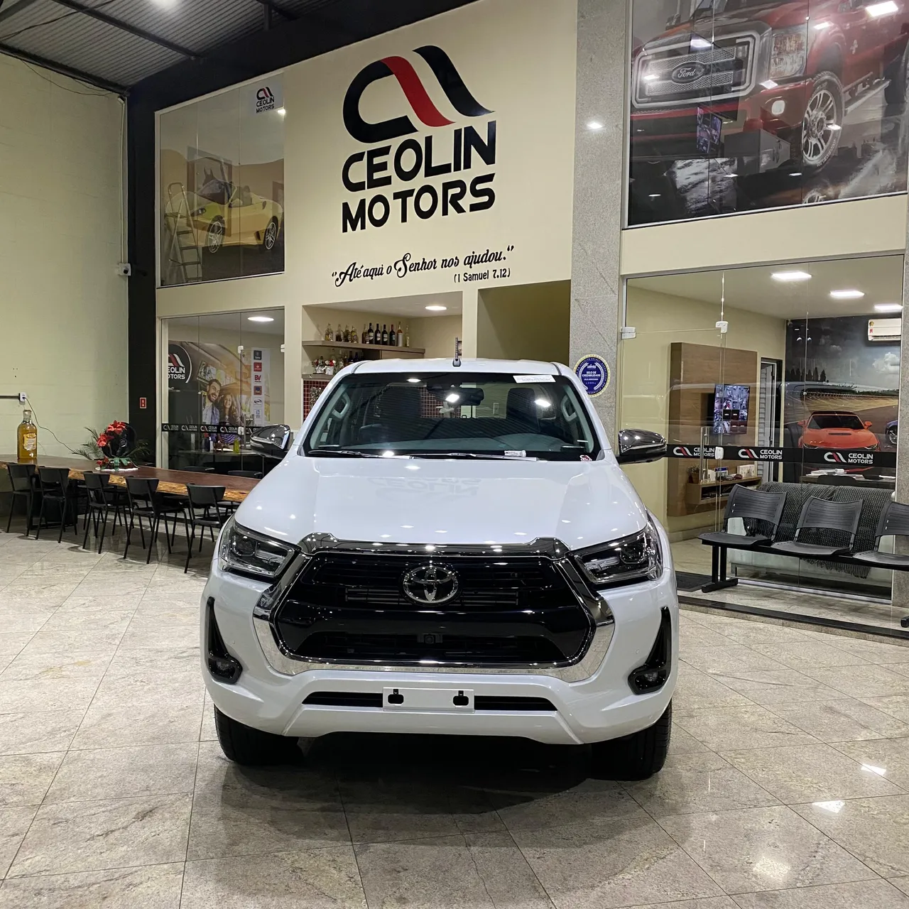Toyota oferece desconto de R$ 55.096 na Hilux para CNPJ